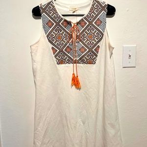 Freeway Aztecs design embroidered sleeveless mini white dress large